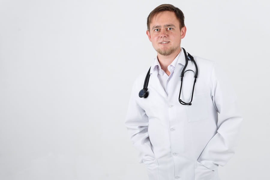 Лікар реаніматолог-анестезіолог Кременецької районної лікарні Валерій Скоропляс